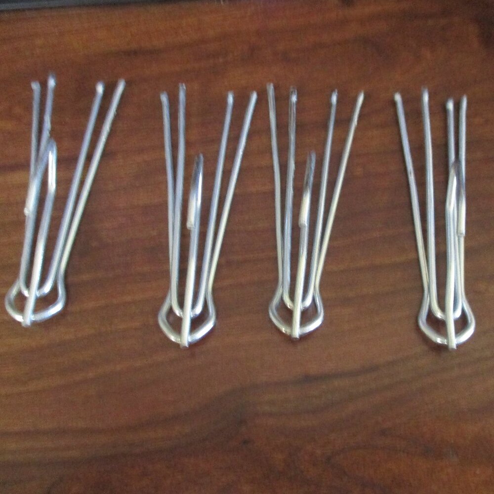 15 Drapery Hooks